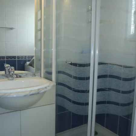 Lejlighed Appt 2 Pieces 28m2 + Loggia 7m2 Ref 4013 *